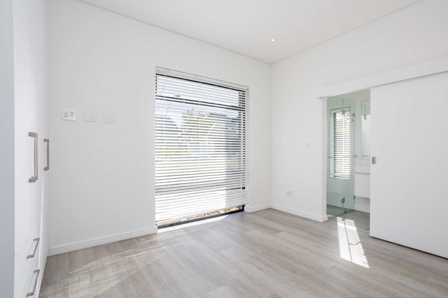 To Let 4 Bedroom Property for Rent in Val De Vie Estate Western Cape